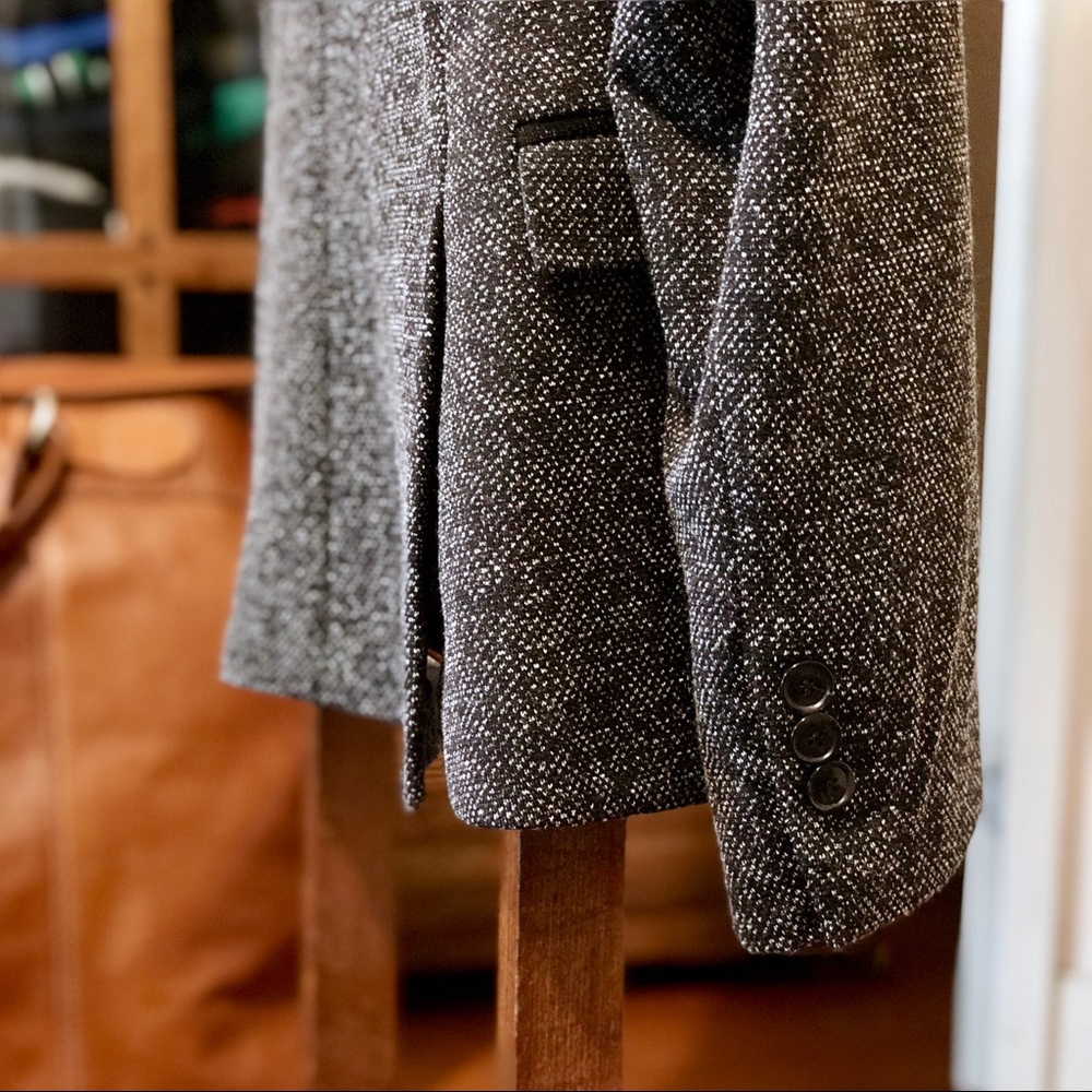 Knickerbocker Yarn Textured Blazer - Picture 4 of 7
